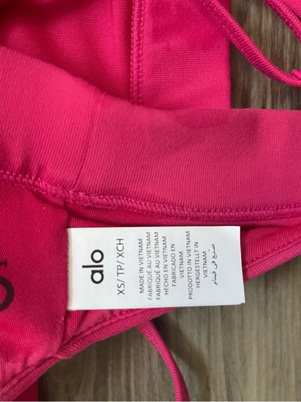 ALO Yoga Pink Sports bra - Picture 3 of 3